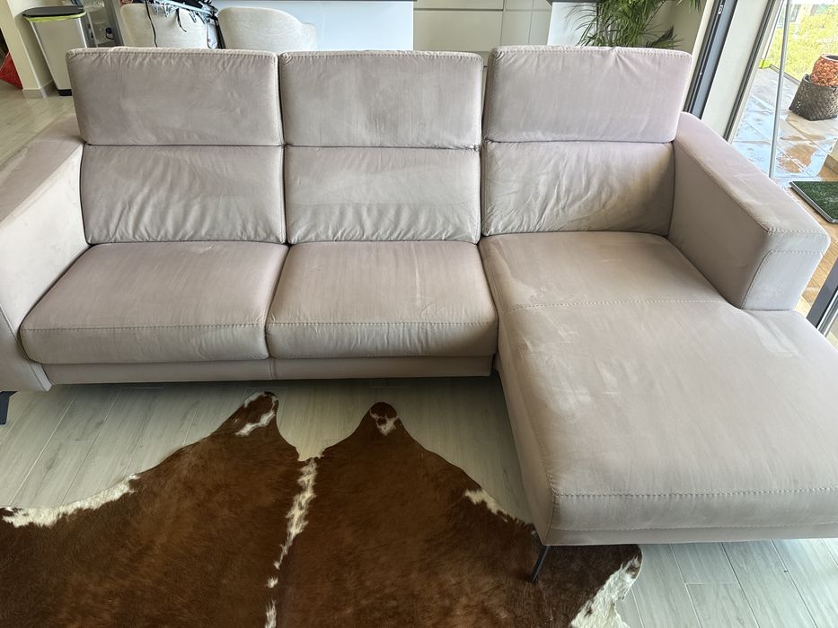 Sofa rosa Luis Silva
