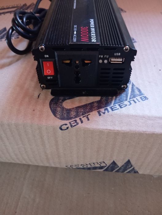 Перетворювач напруги 12*220