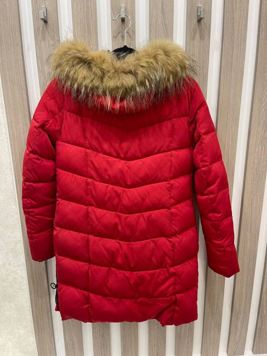 Пуховик теплый, не промокает