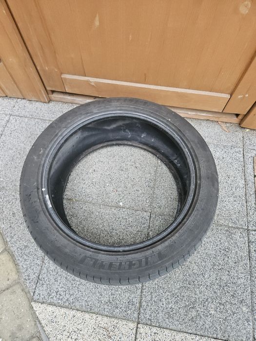 Komplet opon  letnich 225/45R17