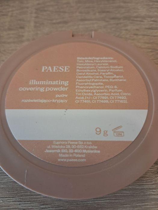Puder Paese rozświetlający