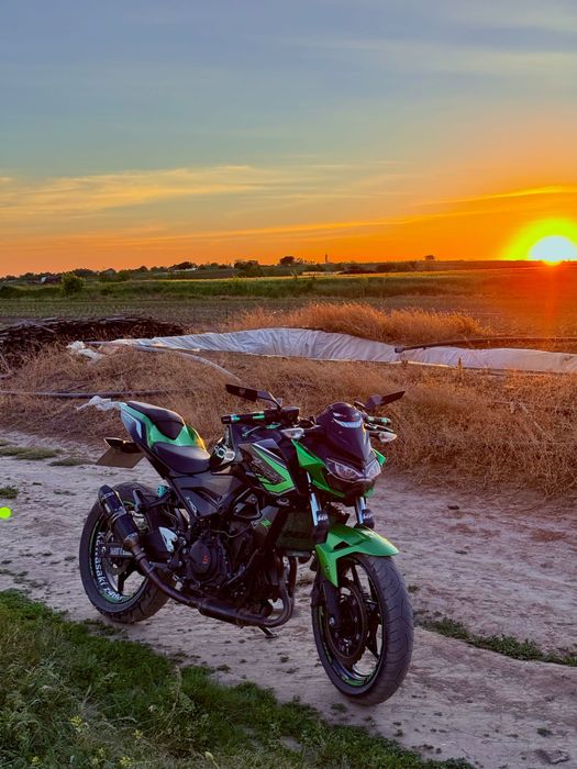 Мотоцикл Kawasaki z400