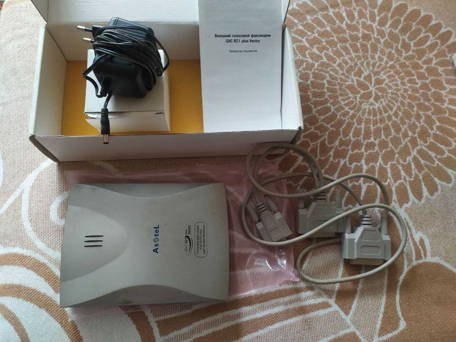 Зовнішній голосовий факс-модем Asotel Vector GVC R21