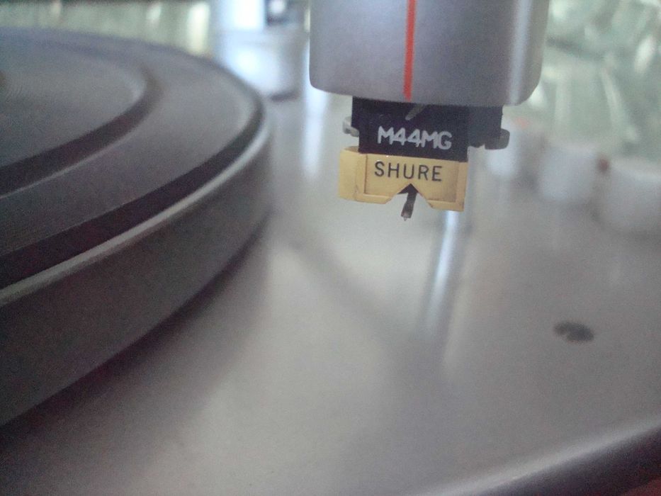 Продам проигрыватель пластинок Braun