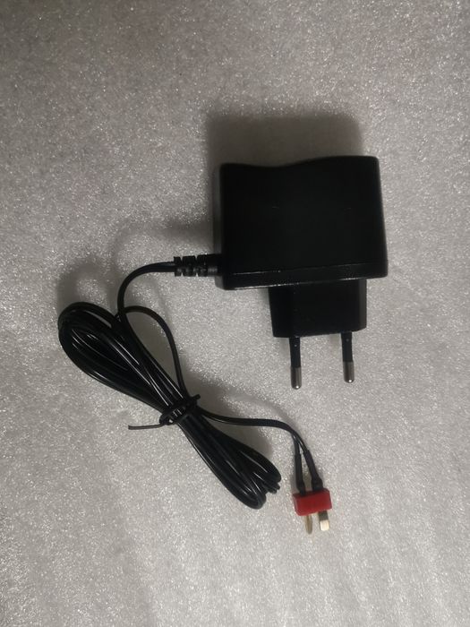 Carregador Ni-MH ou Ni-Cd baterias 7,2V 6 células novo Tamiya T-Deans