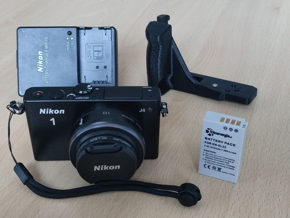 Nikon 1 J4 + Nikkor f2.8 - jak Ricoh GR