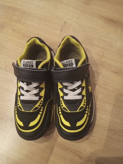 Buty na dziecko sportowe Clarks r.29