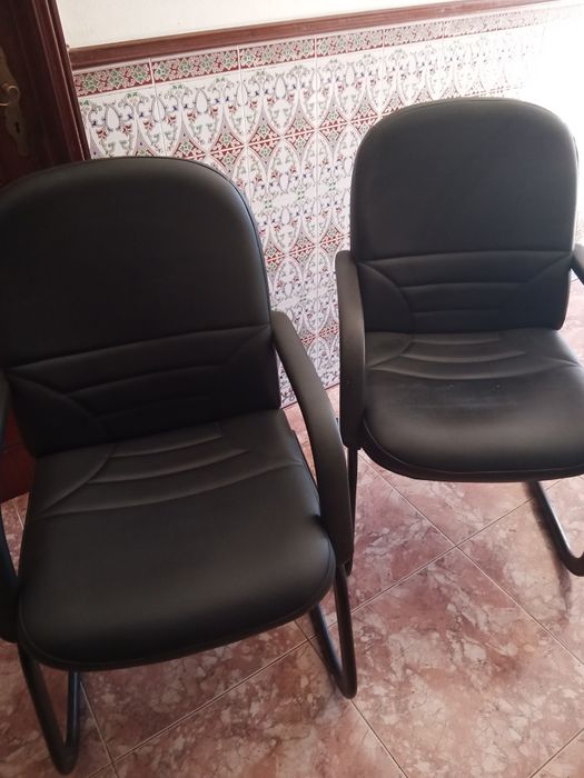 2 cadeirões escritório