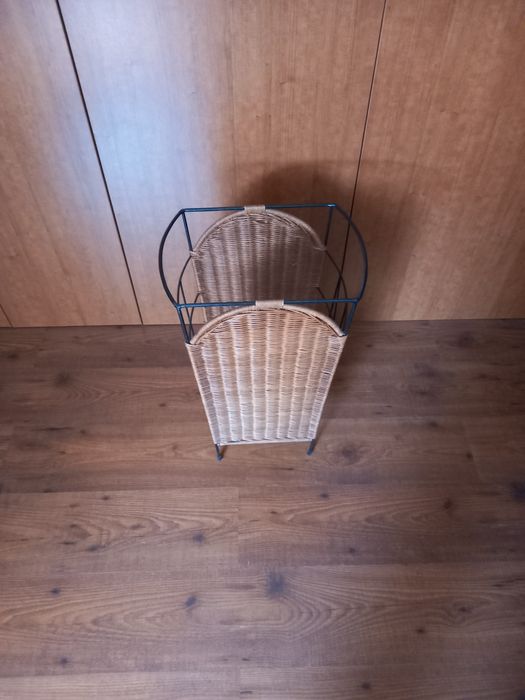 Chapeleiro de ferro forjado