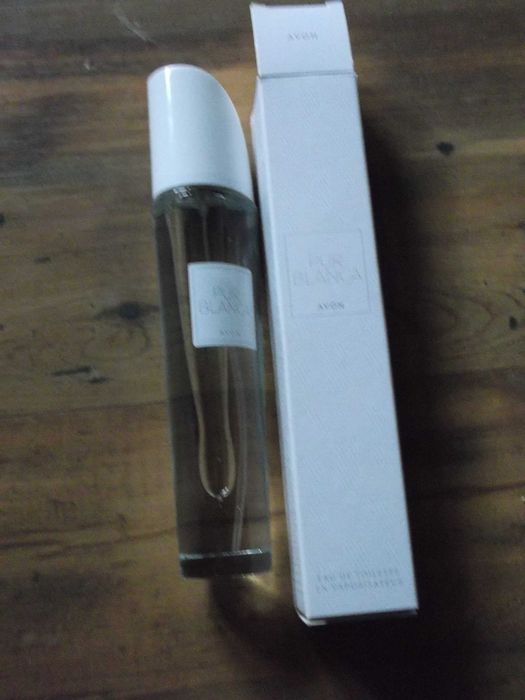 Woda toaletowa Pur Blanca Avon