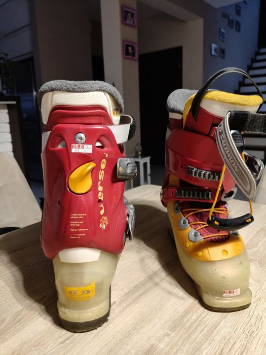 Buty narciarskie SALOMON damskie rozmiar 39 i 2/3