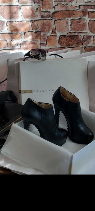 Luksusowe czarne skórzane botki Marki CHIARINI  BOLOGNA