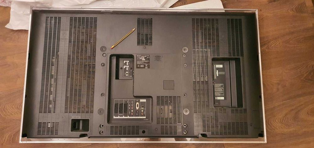 Продам телевізор Sony 46" (117см)