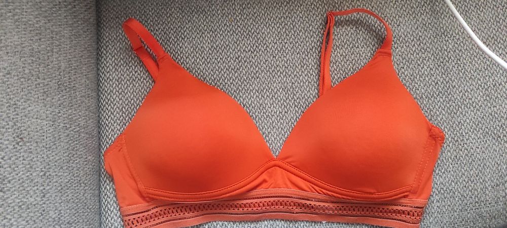 Biustonosz damski Sunday