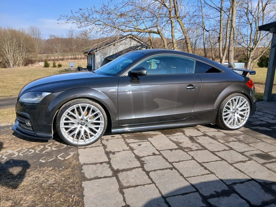 Audi TT S Coupé