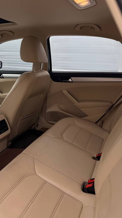 Volkswagen Passat b7 2.5