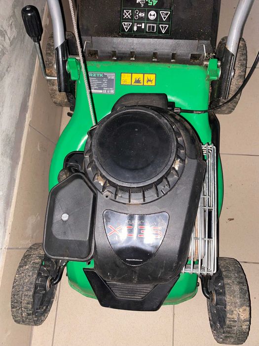 Моторы бензиновые для газонокосилок