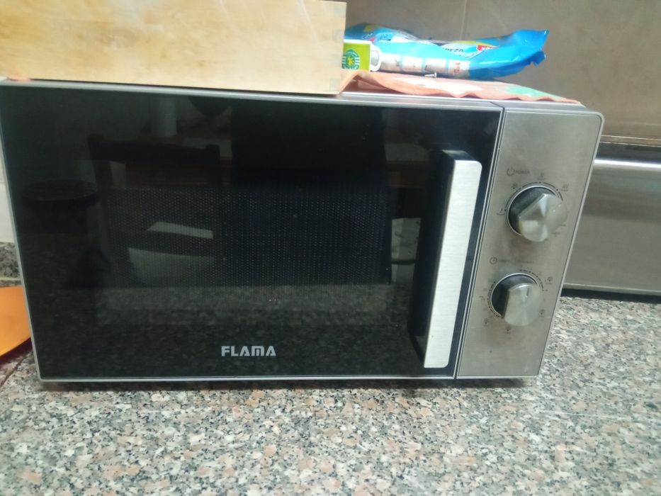 Microondas Flama