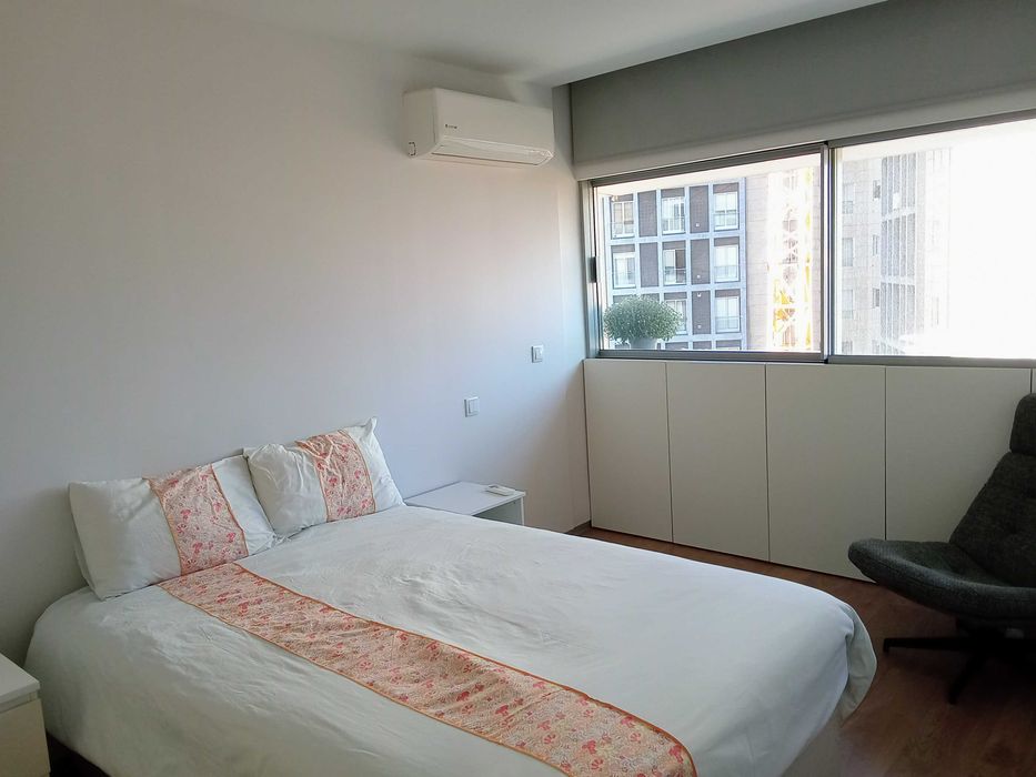 Quarto com wc privativa perto da FEUP