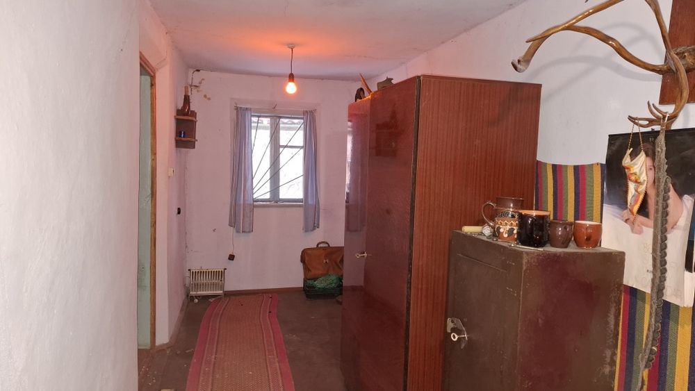 Хата в с.Комарівці будинок