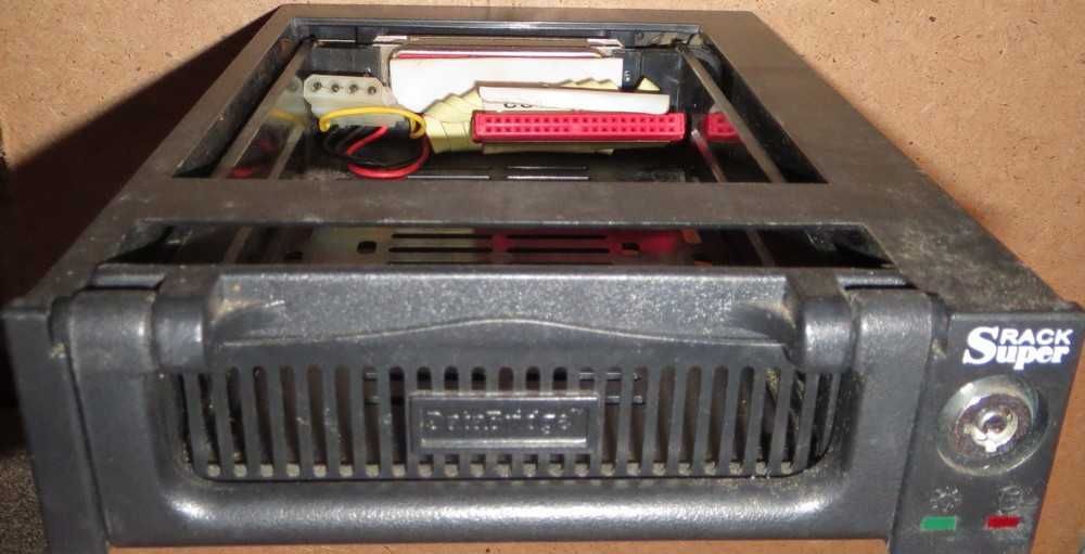 Карман HDD 3.5 IDE DataBridge