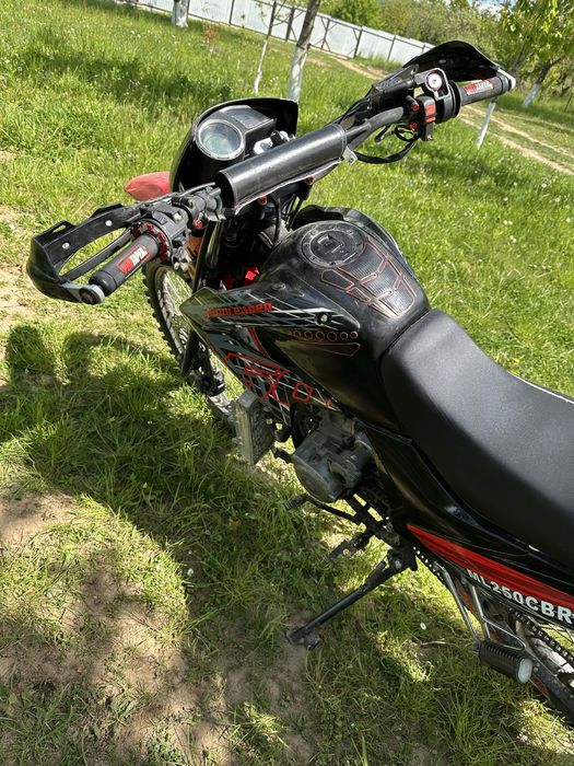 Продам Мотоцикл Мотоленд 250 куб