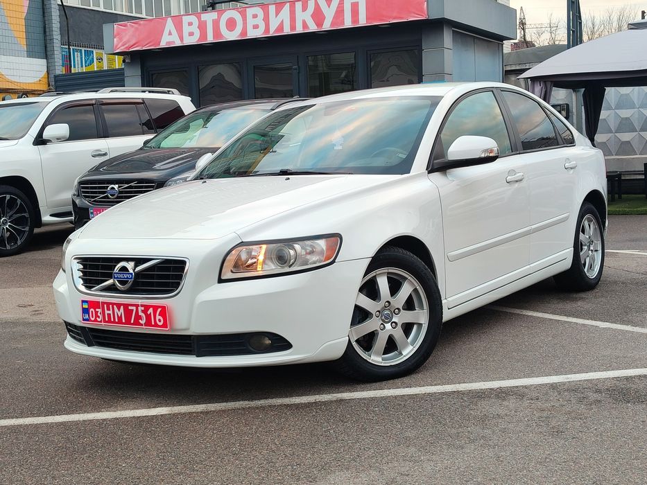 Volvo S40 2,0 D3 автомат ІДЕАЛ із Швейцарії