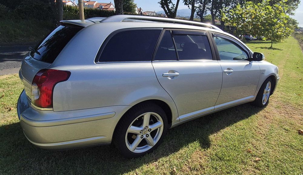 Toyota Avensis SW 2.2 D-cat 177cv