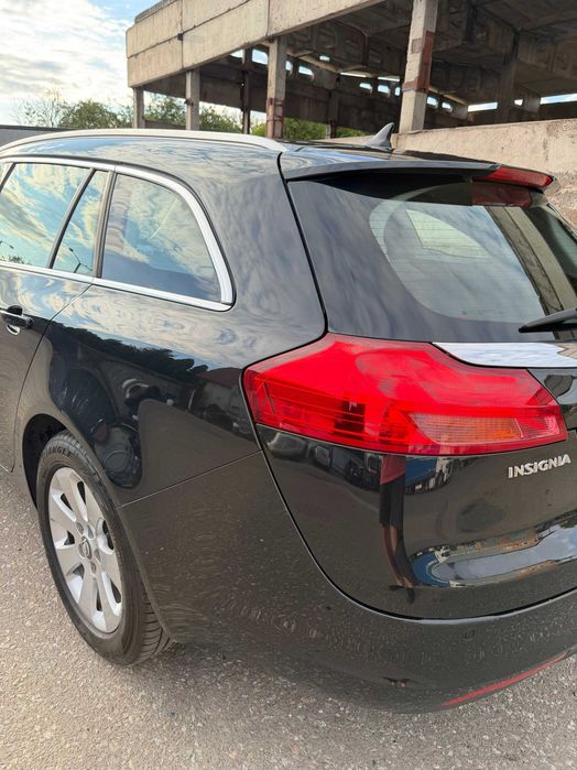 Продам Opel Insignia 2013 року