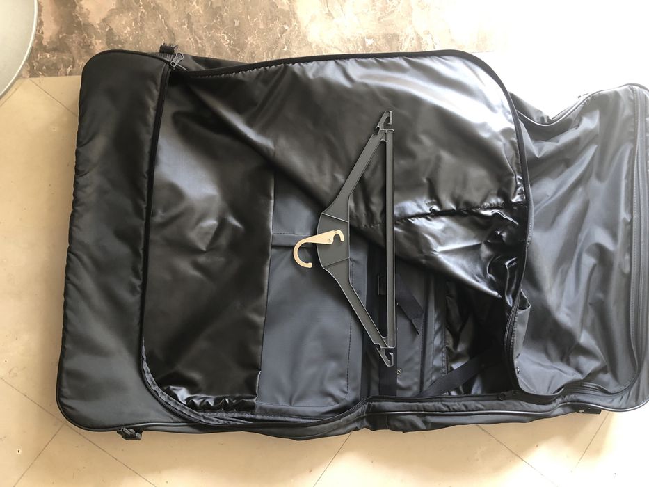 Porta fatos de viagem