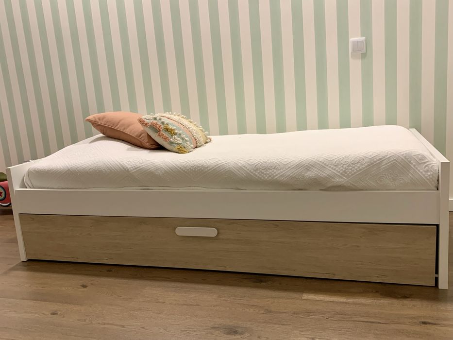 Cama CONFORAMA e colchão IKEA, como NOVO