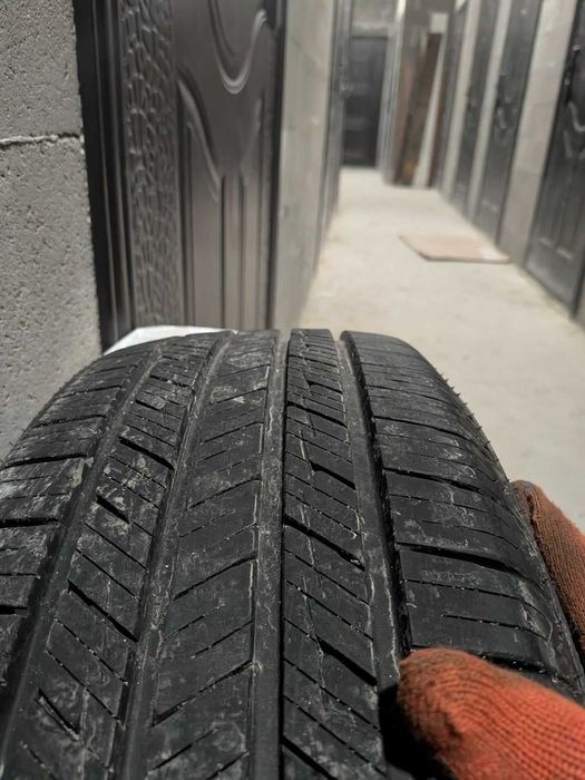 Шини для Jeep, Blackhawk 215/60/R17. Dunlop.