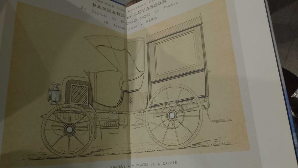 Automóveis Antigos em Portugal - João Lopes da Silva