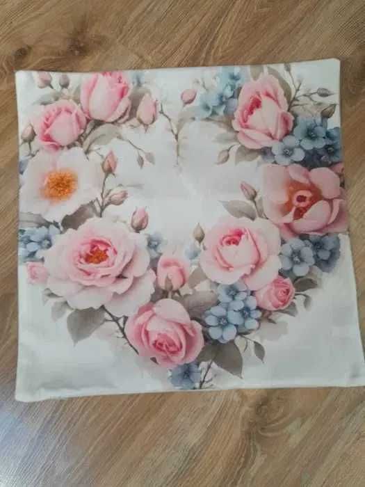 Wyprzedaż !! Nowa poszewka rozmiar 45x45 na zamek piękne wzory
