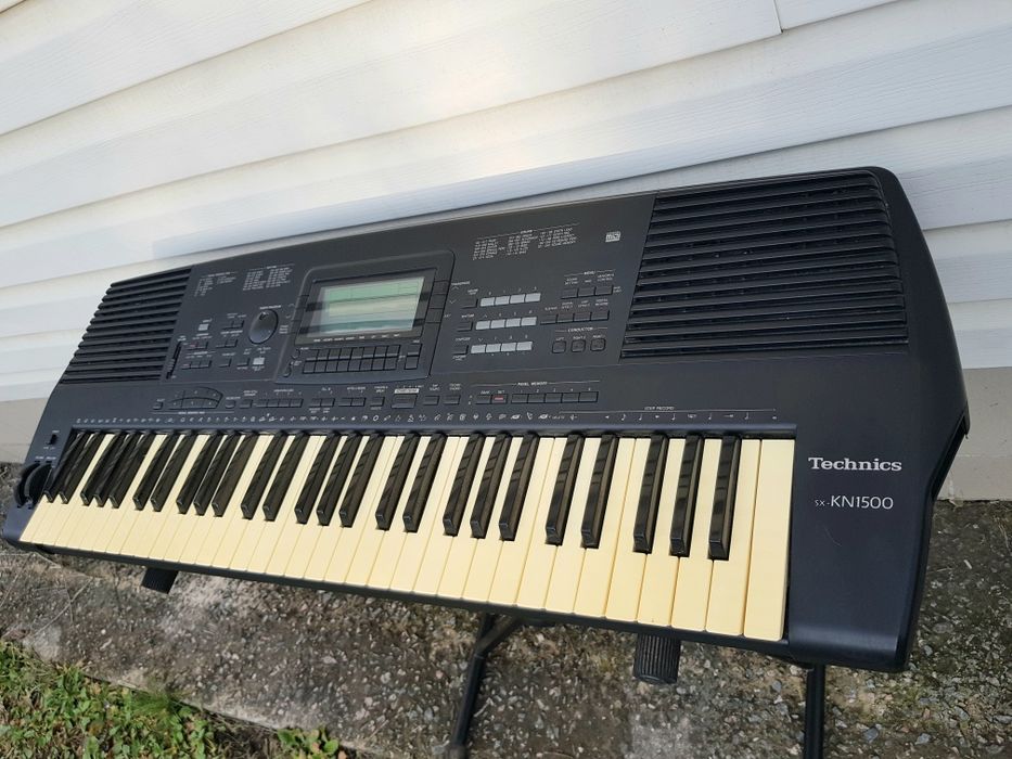 Синтезатор Сasio CTK-731/Technics  KN1500/61 динамічна клавіатура б/у