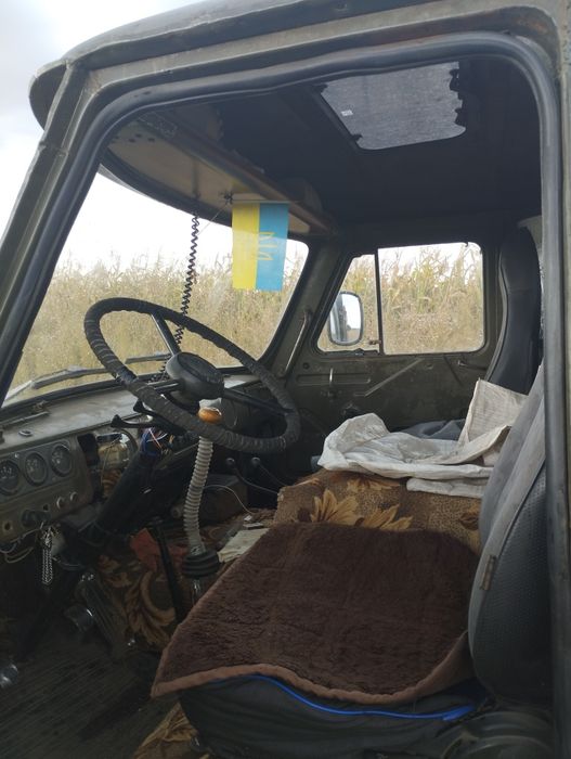 Продам автомобіль УАЗ 3303