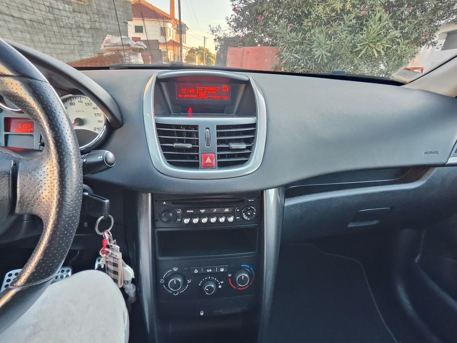 Peugeot 207 HDI 1.4 Sportium
