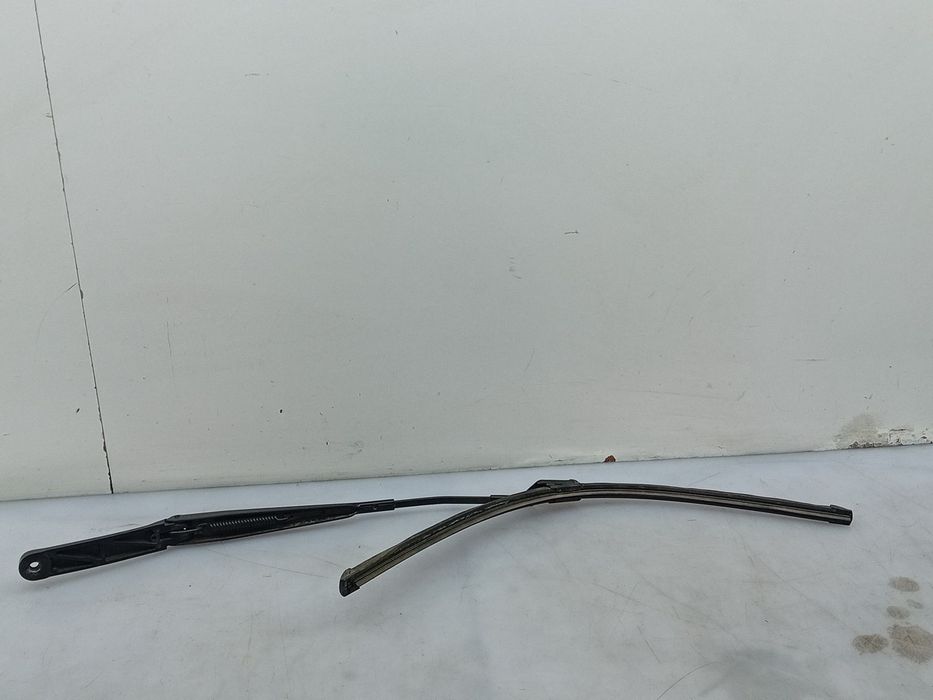 Haste / braço de escova limpa vidros frente esquerda SEAT Leon (5F1)