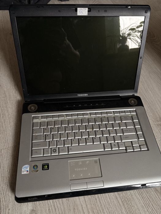 Laptop toshiba satellite