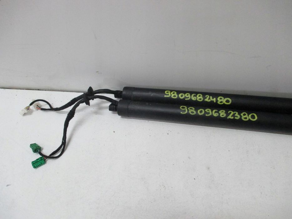 Siłownik klapy TELESKOP PEUGEOT 5008 II 9809682480
