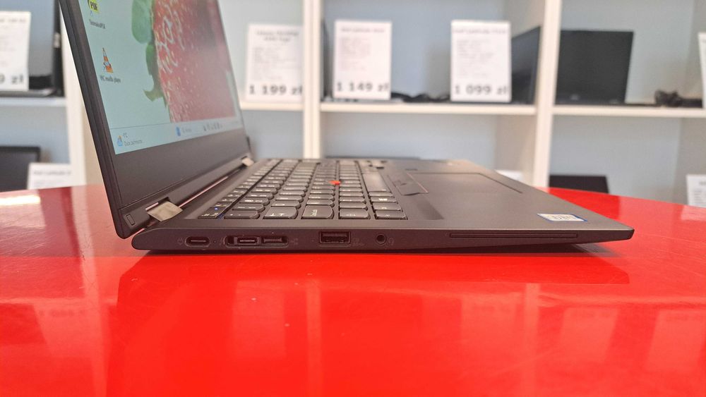 Laptop i Tablet 2w1 Lenovo Thinkpad Yoga X390 i7 16GB/256SSD LTE Dotyk