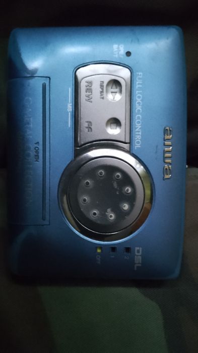 Walkman AIWA GM1000 MK2 plus słuchawki AIWA