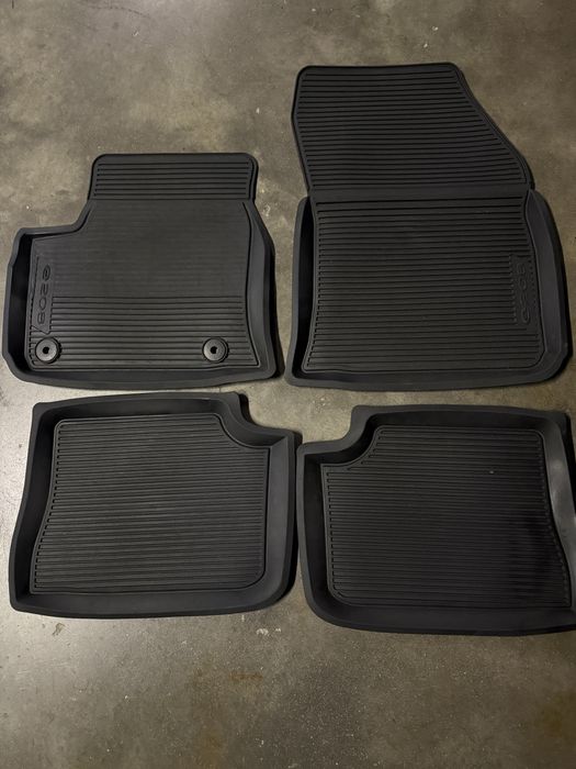Tapetes de Borracha Peugeot e-208