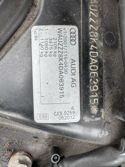 Audi A4B8 2012 R, silnik 2.0 diesel Anglik z kluczykami