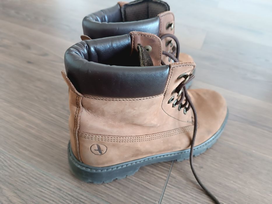 Жіночі боти коричневі