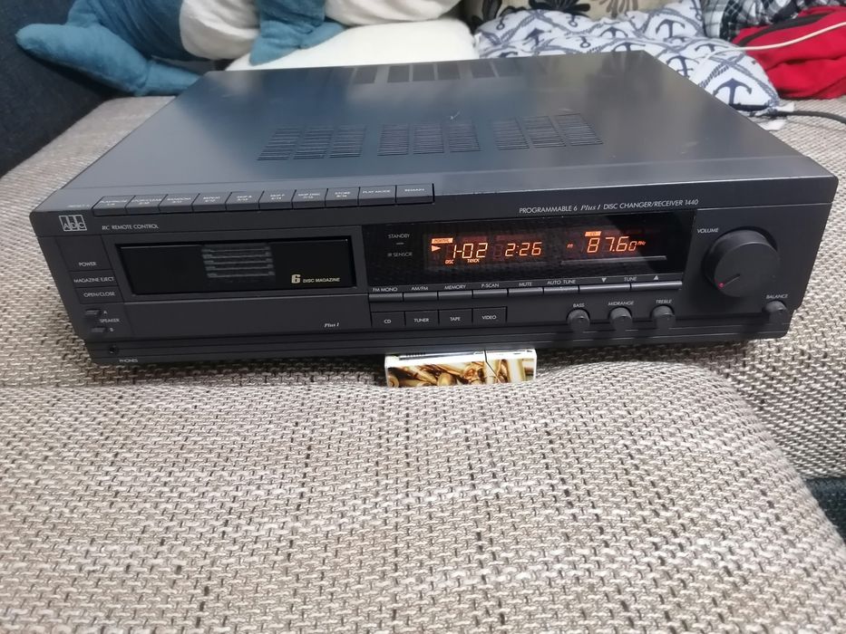 Amplituner z cd 6+ 1