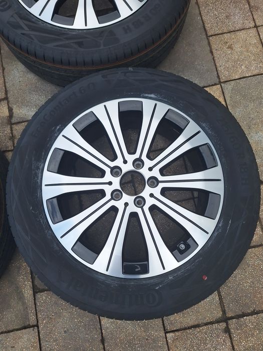 Koła letnie Mercedes EQA EQB 215 60 r18 25r jak nowe