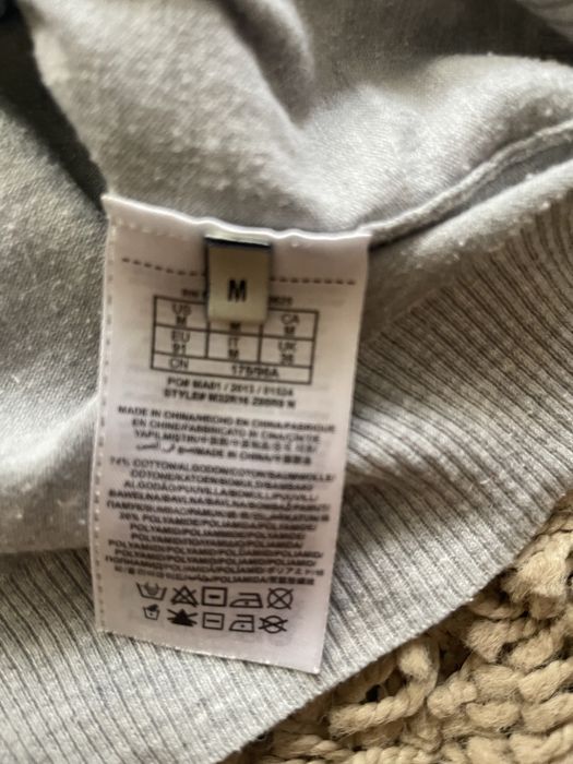 Свветр Guess, розмір М