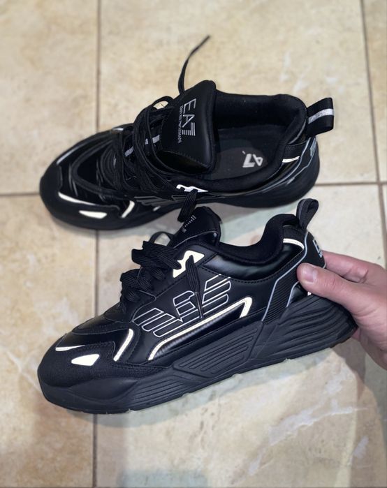 Кросівки Armani. 44