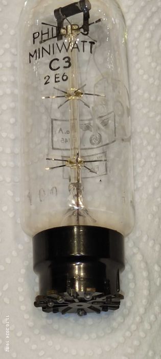 Lampa elektronowa Philips Miniwatt C3 2E6 Wehrmacht Eigentum